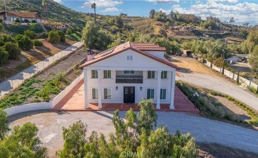 House in Riverside, California, United States 1
