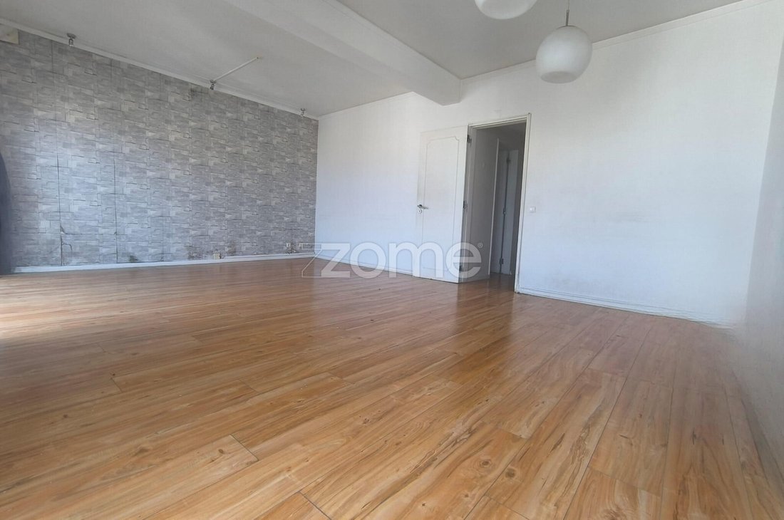 Apartment in Carnaxide e Queijas, Lisbon, Portugal 4 - 18544109