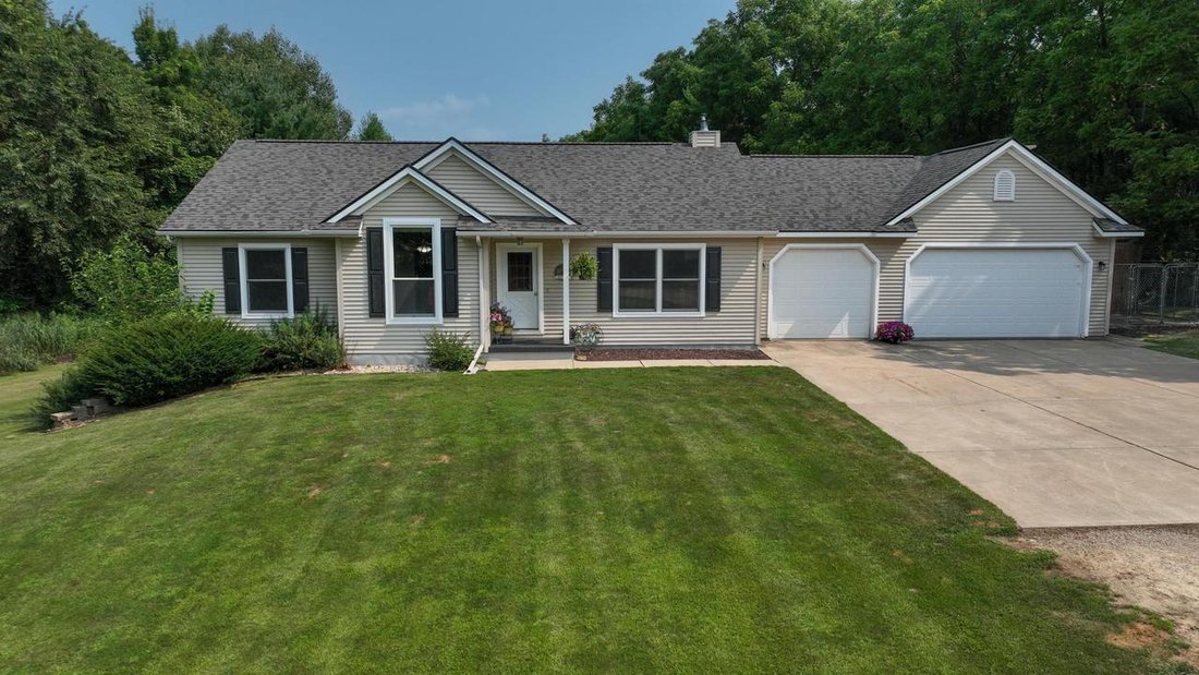 House in Cazenovia, Wisconsin, United States 5 - 18542145