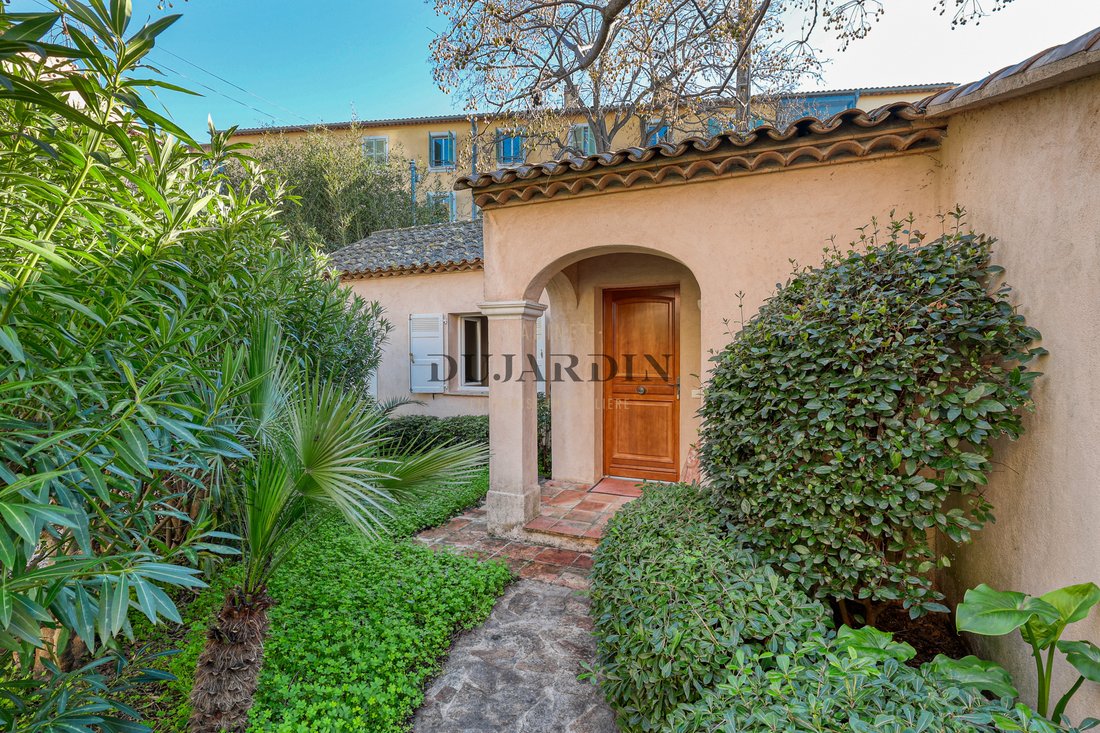 Land in Zone Ouest Urbaine, Saint-Tropez, France 3 - 17091575