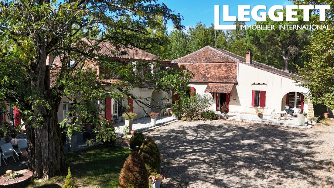 Villa in Prigonrieux, Nouvelle-Aquitaine, France 1 - 16398904