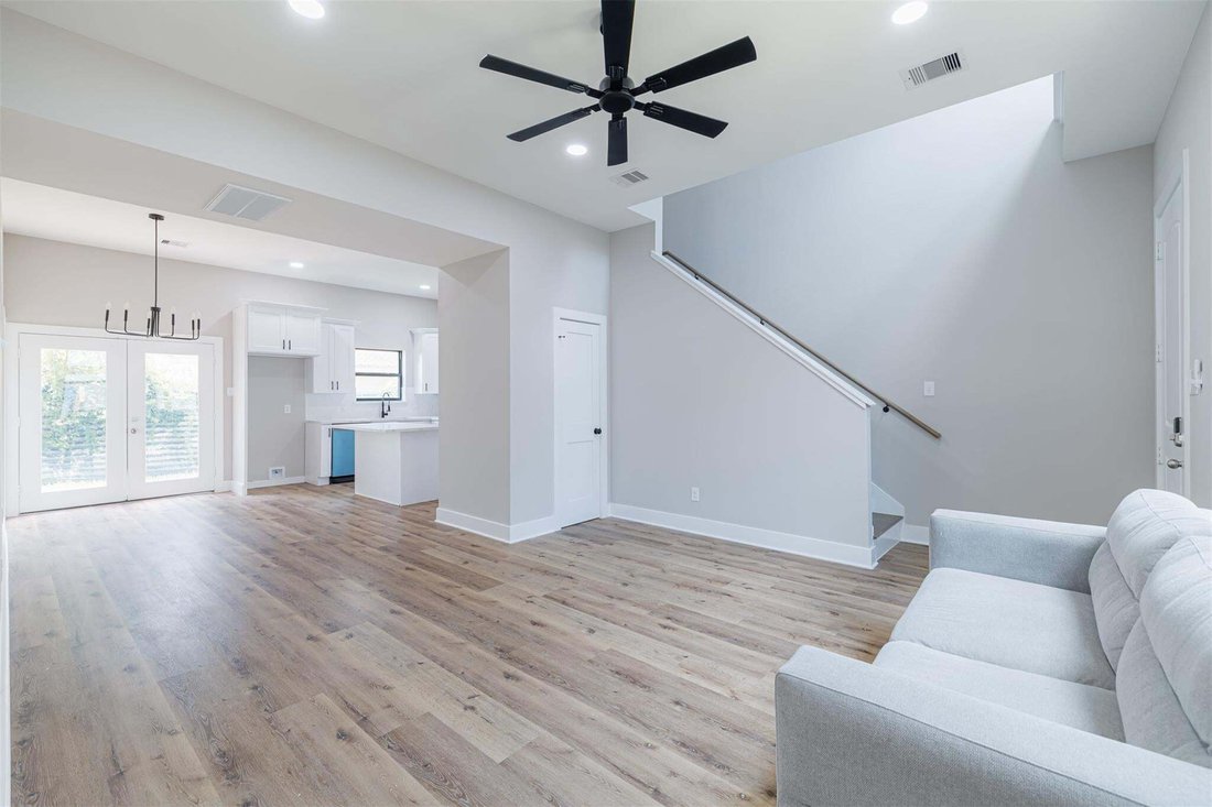 Houston, Texas, United States 3 - 18543420