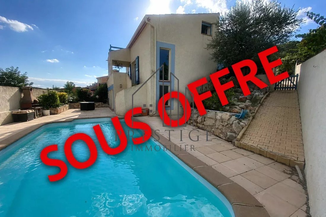House in Carnoux-en-Provence, Provence-Alpes-Côte d'Azur, France 1 - 18541122