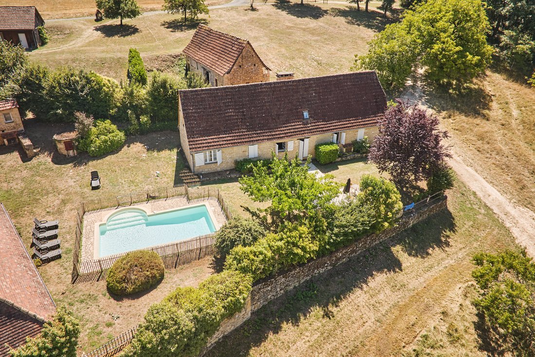 Castle in Les Eyzies-de-Tayac-Sireuil, Les Eyzies, France 3 - 18539937