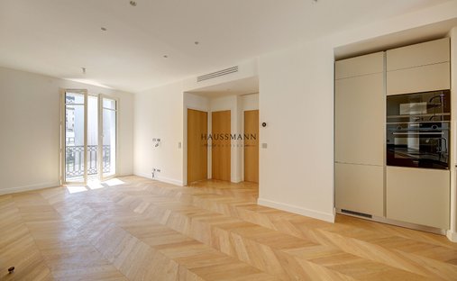 Apartment in La Plaine des Sablons, Neuilly-sur-Seine, France 1