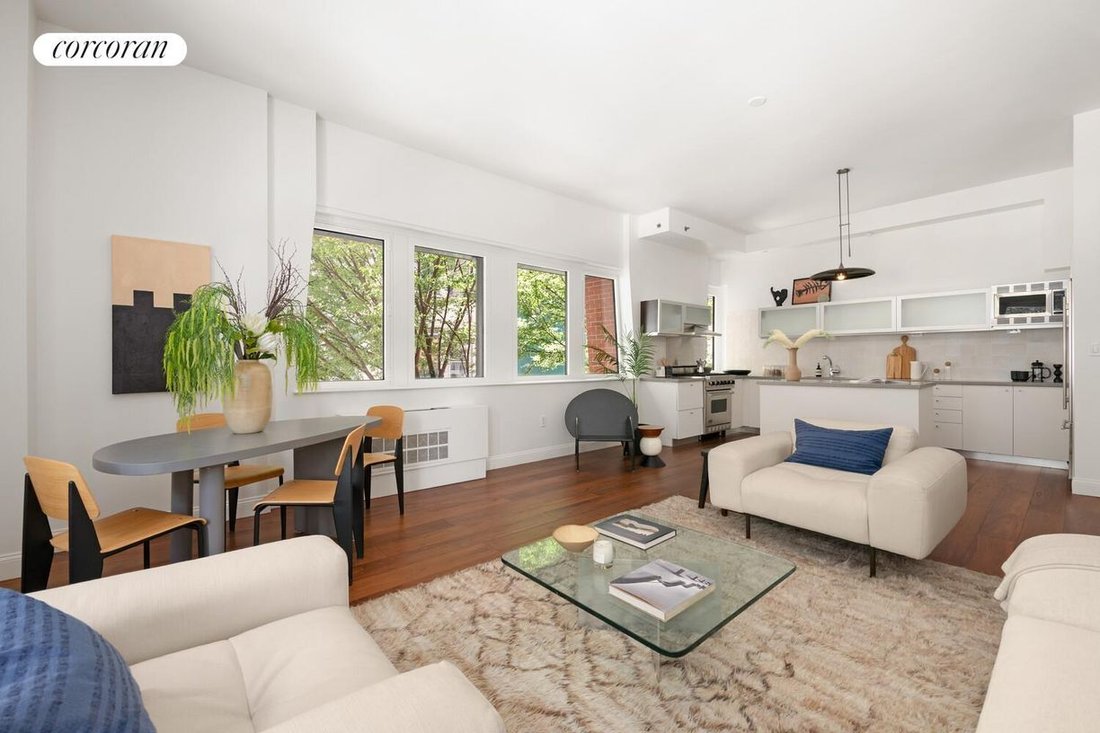 Condo in New York, New York, United States 4 - 18373915