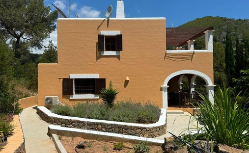 Finca à Santa Eulària des Riu, Îles Baléares, Espagne 1