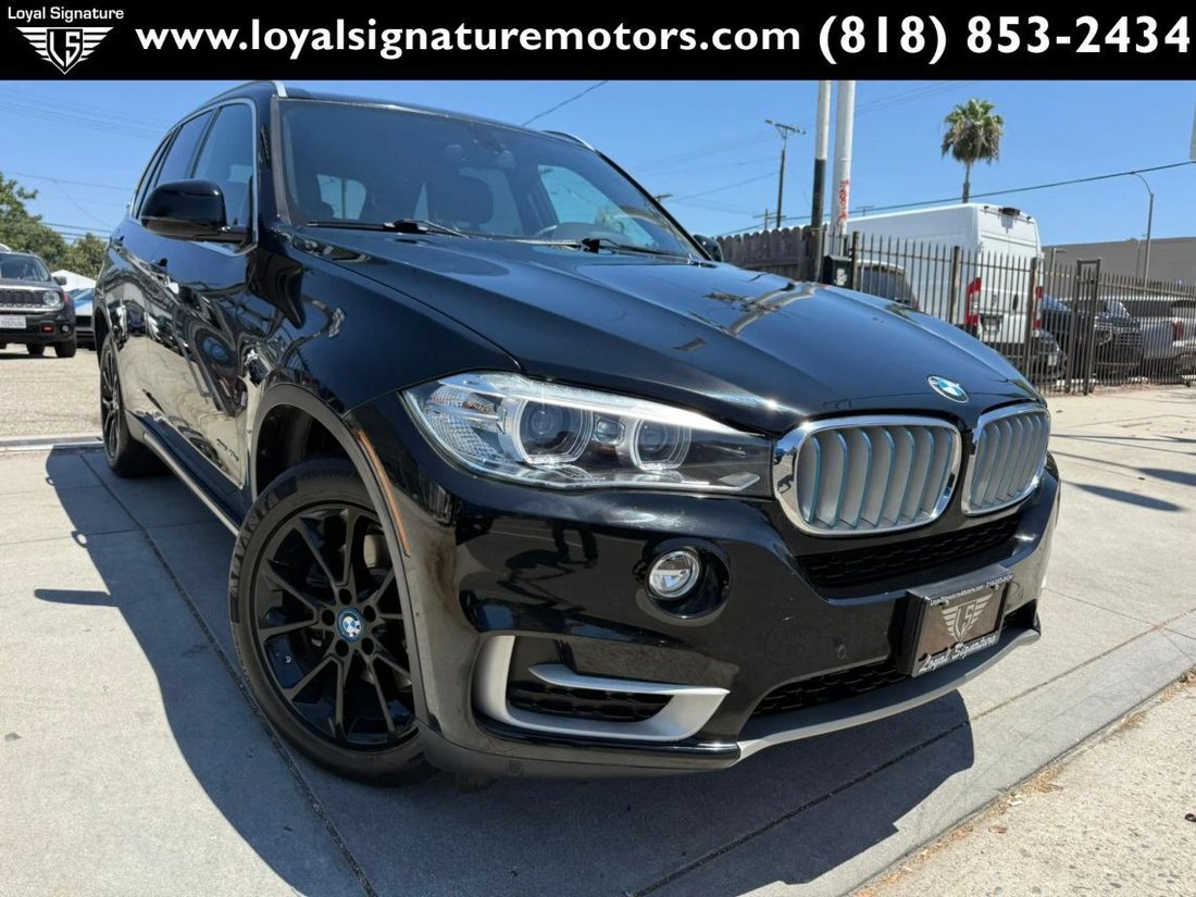Suv in Van Nuys, CA, United States 1 - 18541371