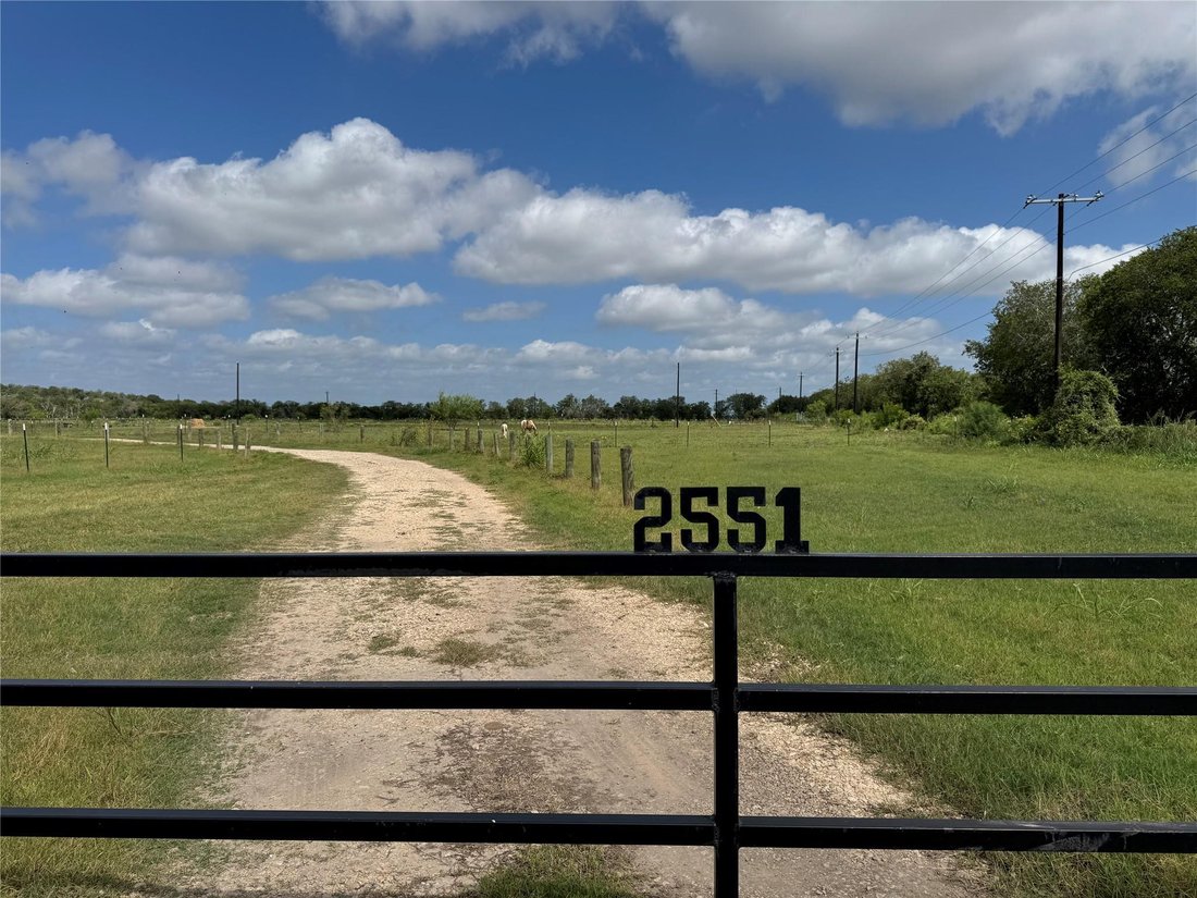 House in Martindale, Texas, United States 5 - 18539657