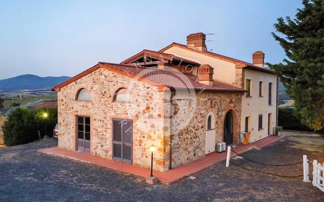 Villa in Santa Luce, Tuscany, Italy 2 - 18541163
