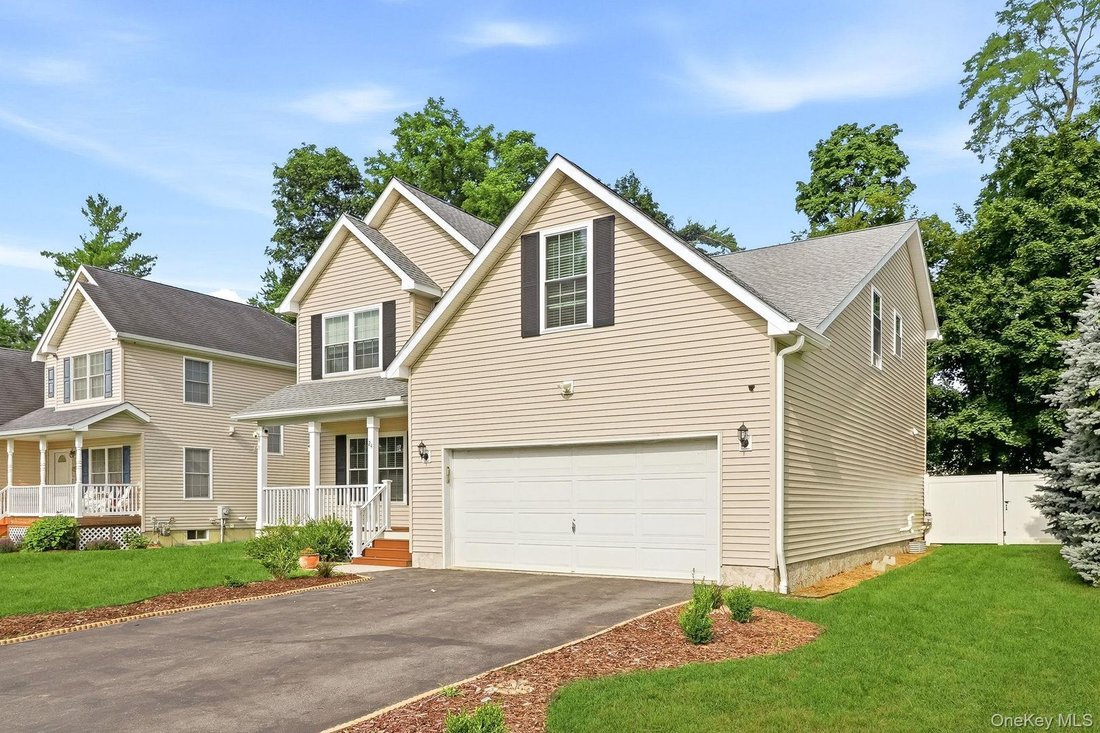 House in Spackenkill, New York, United States 4 - 18481684