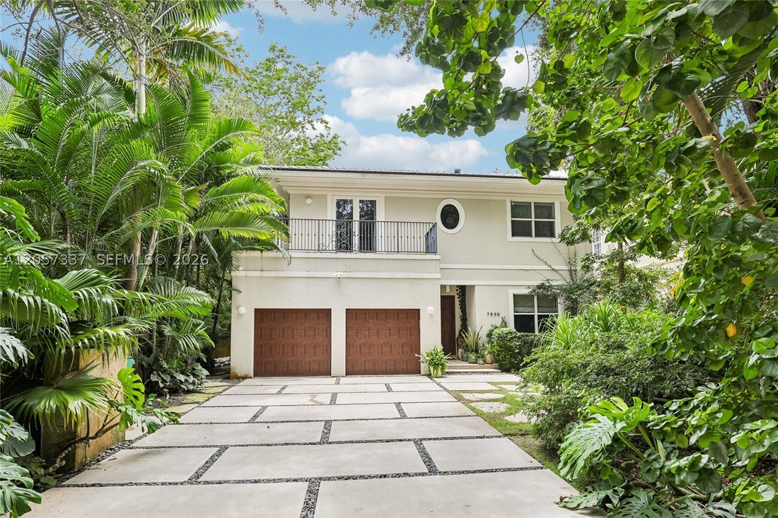 House in Miami, Florida, United States 1 - 18494861