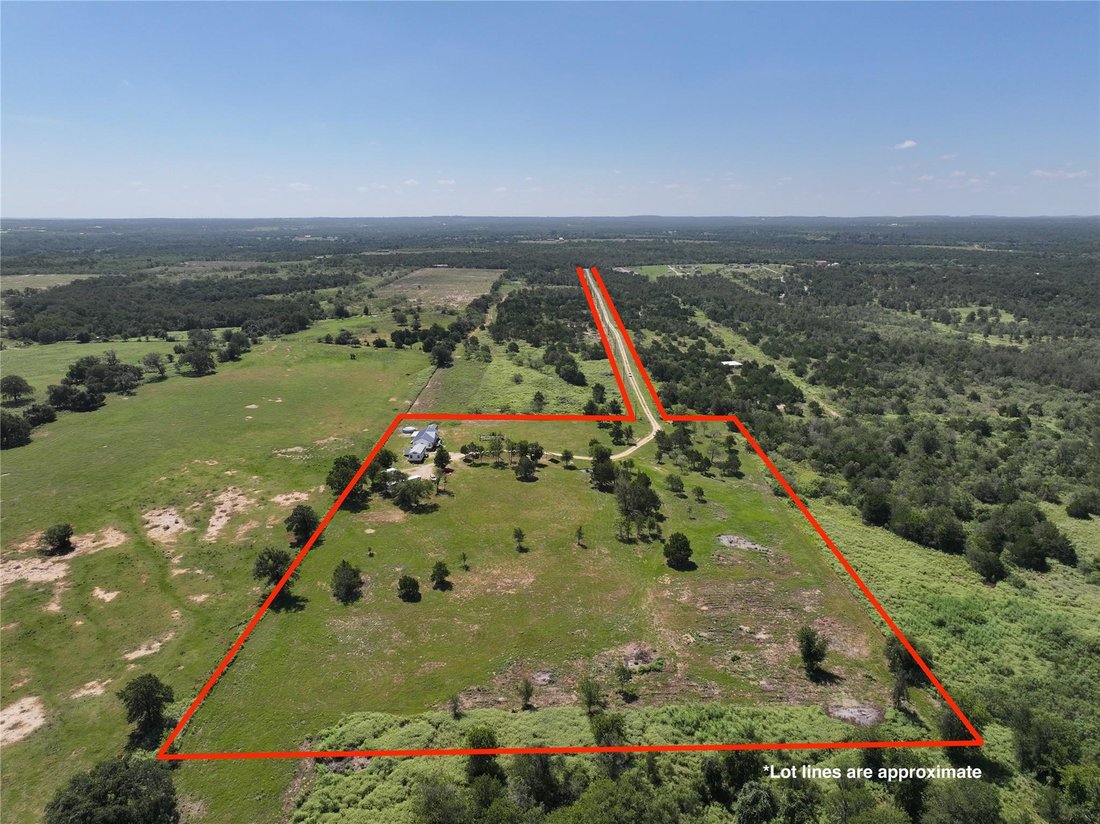 House in Red Rock, Texas, United States 5 - 18539664