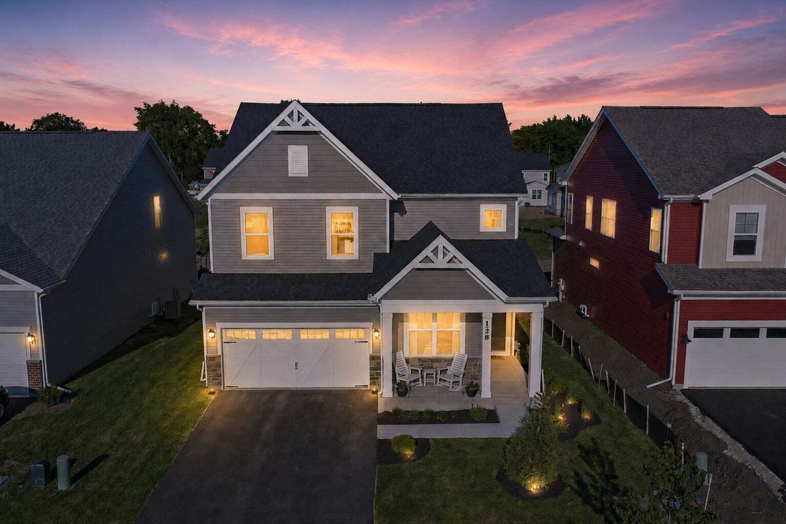 House in Batavia, Illinois, United States 1 - 18540412