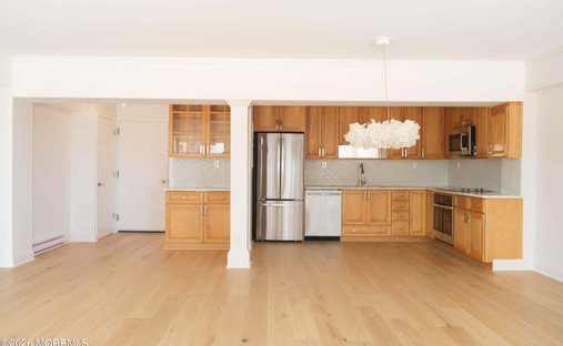 Condo in Monmouth Beach, New Jersey, United States 1