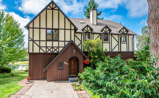 House in Springfield, Oregon, United States 1