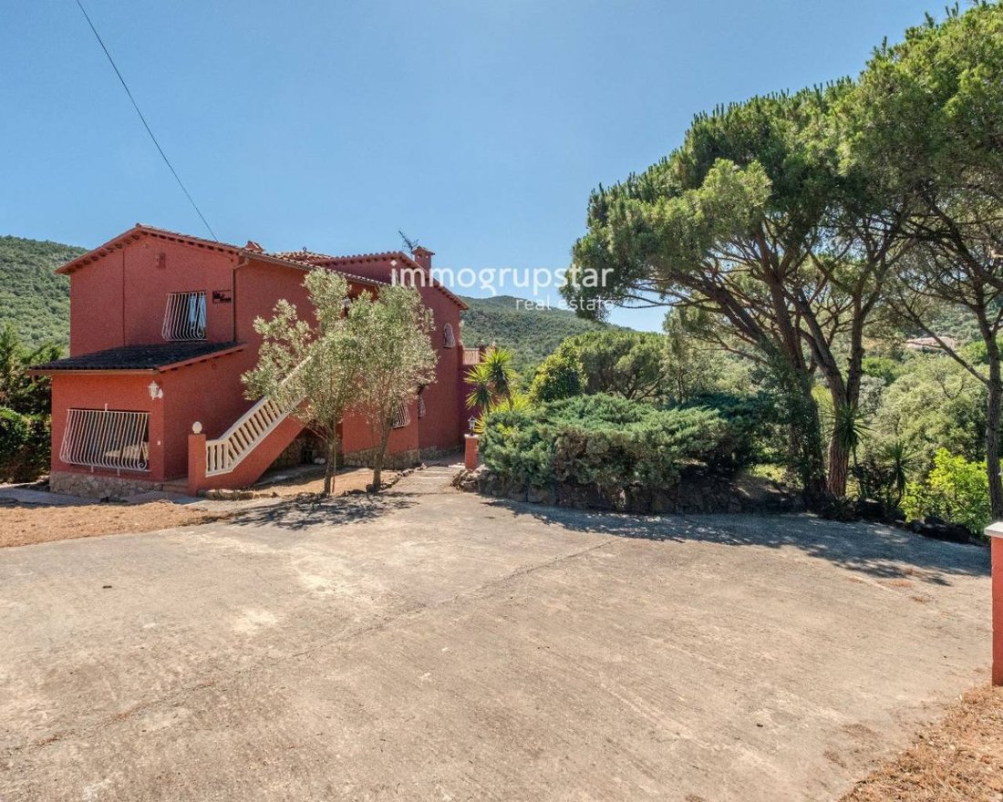 Chalet in Calonge i Sant Antoni, Catalonia, Spain 3 - 18542377