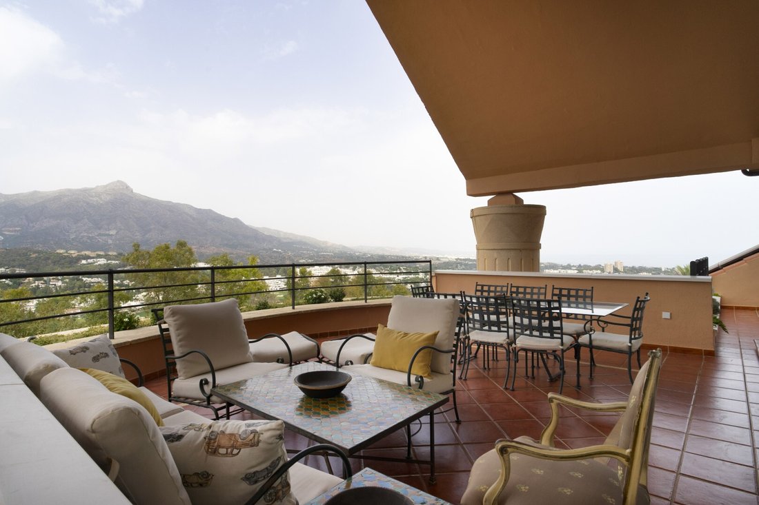 Penthouse in Nueva Andalucia, Marbella, Spain 3 - 18540151