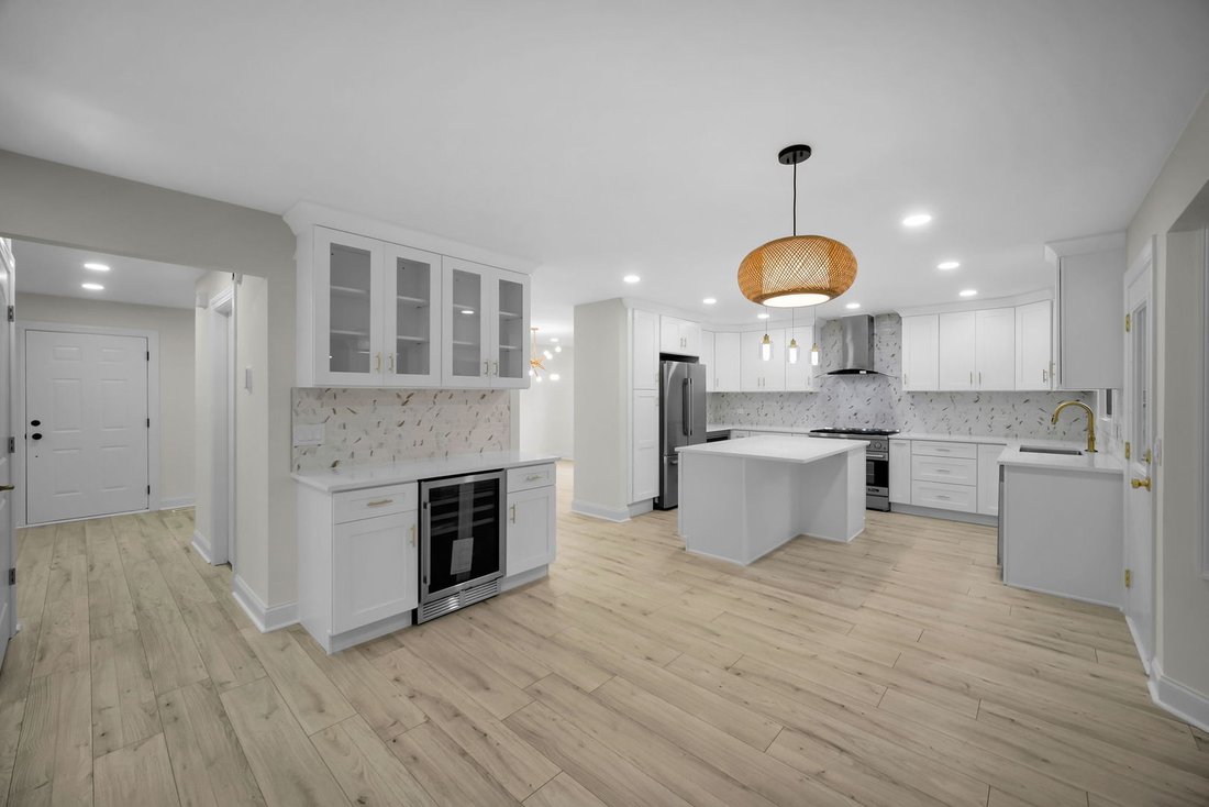 House in Bolingbrook, Illinois, United States 5 - 18543033
