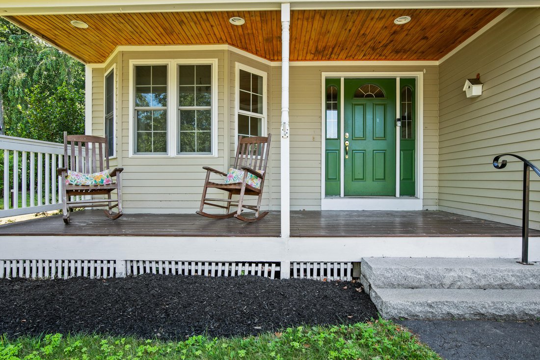 House in Saco, Maine, United States 4 - 18539764