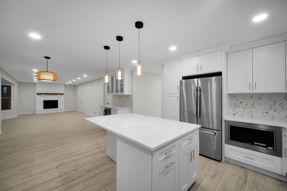 House in Bolingbrook, Illinois, United States 4 - 18543033