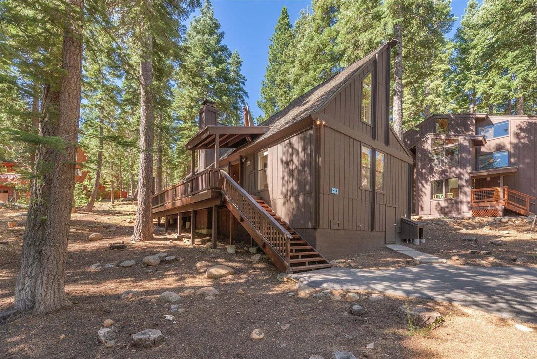 House in Truckee, California, United States 4 - 18542026