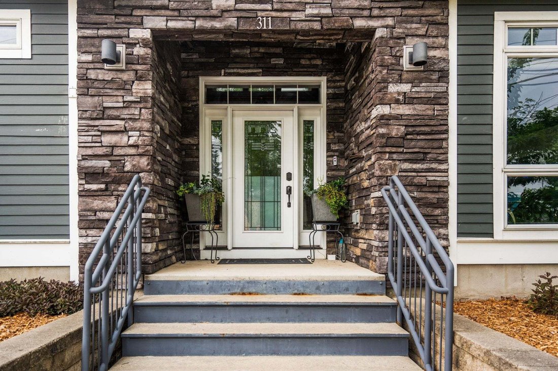 Condo in Garfield Township, Michigan, United States 2 - 18539466