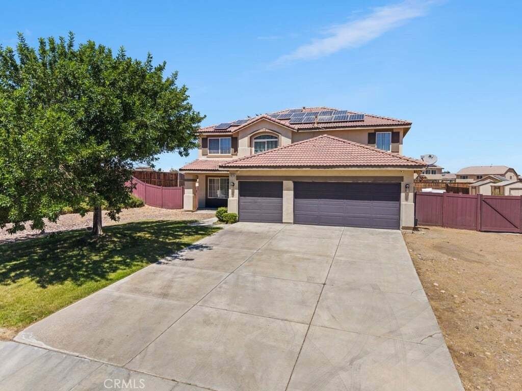 House in Hesperia, California, United States 3 - 18541904