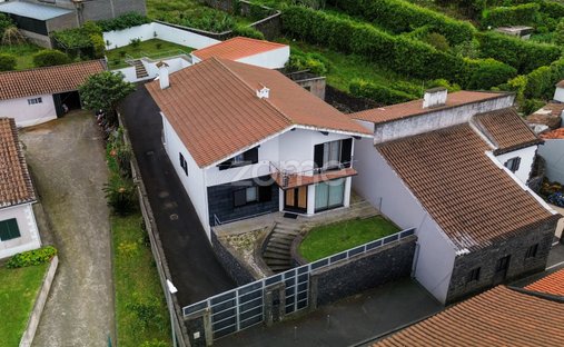 House in Capelas, Azores, Portugal 1