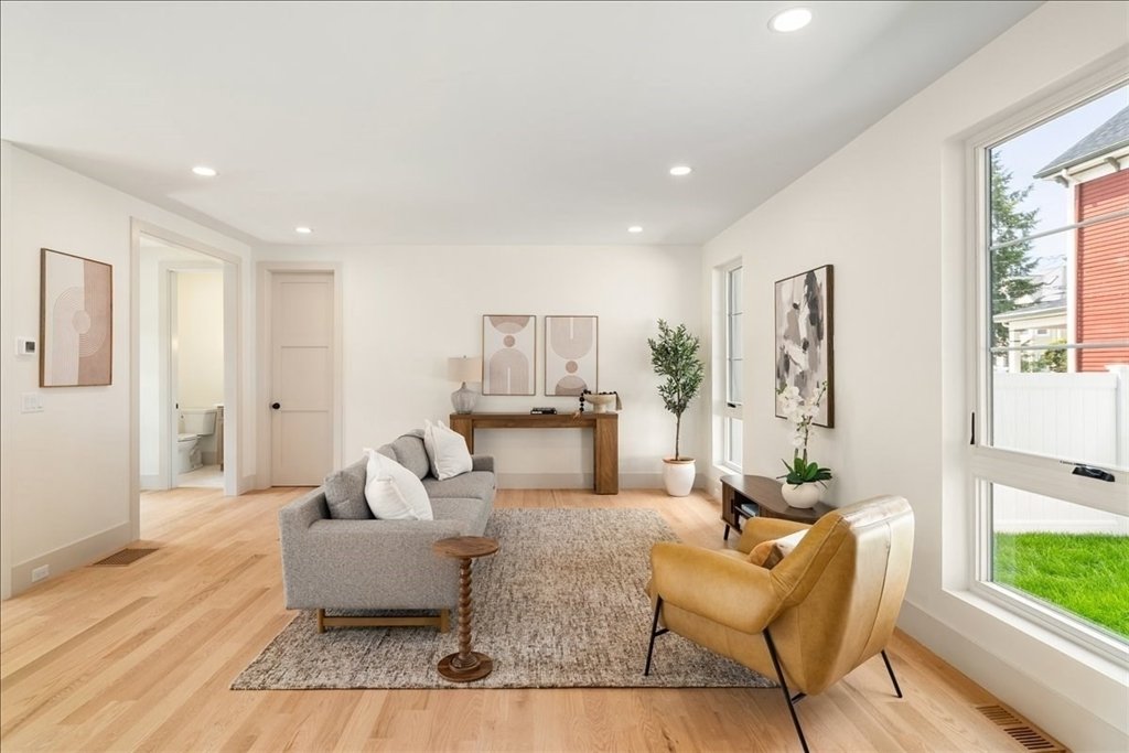 Condo in Needham, Massachusetts, United States 2 - 18512989