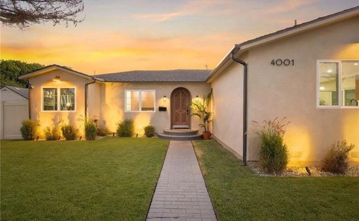 House in Signal Hill, California, United States 1