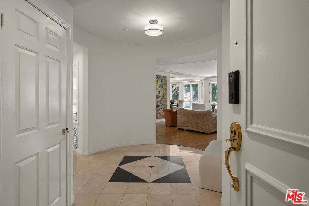 Condo in Beverly Hills, California, United States 4 - 18542179