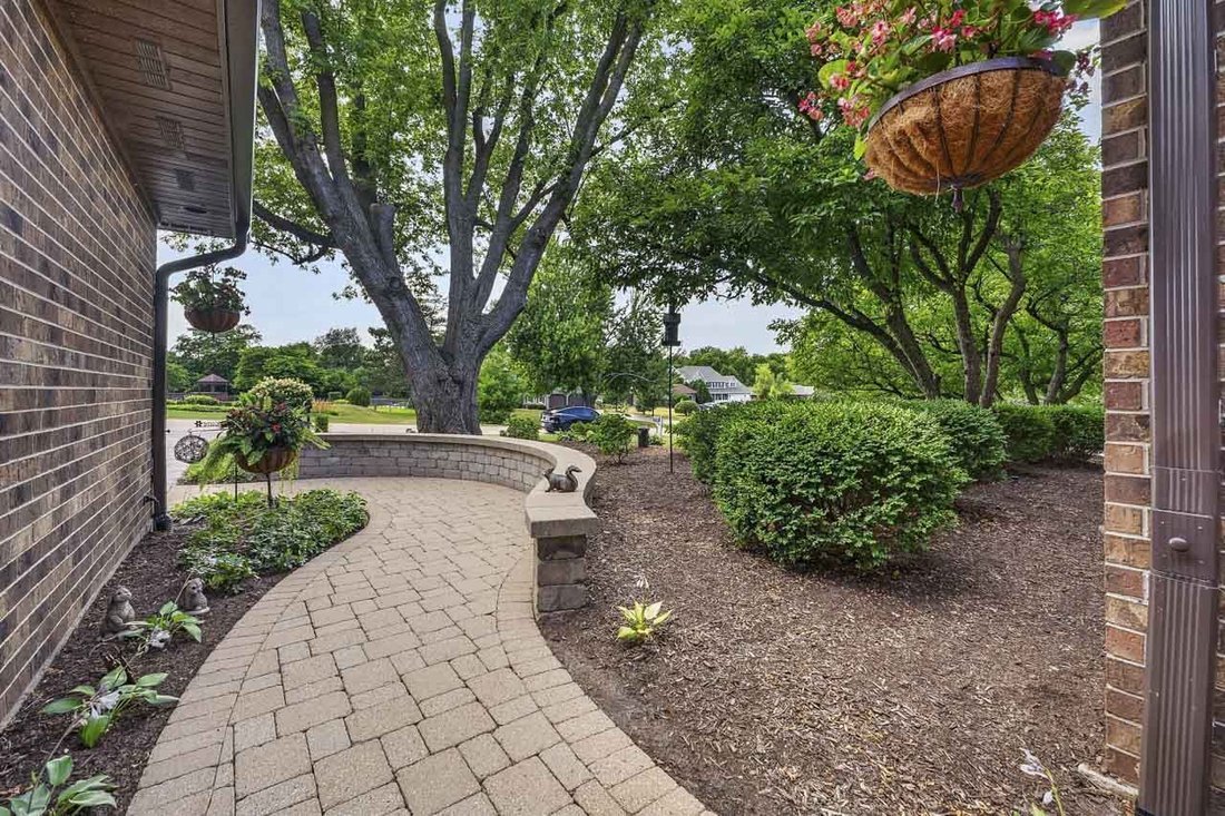 House in Johnsburg, Illinois, United States 3 - 18540436