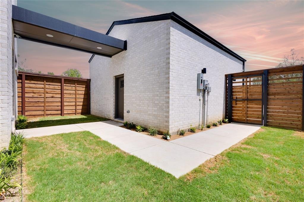 House in Dallas, Texas, United States 5 - 18543376