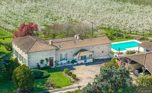 House in Cancon, Nouvelle-Aquitaine, France 1