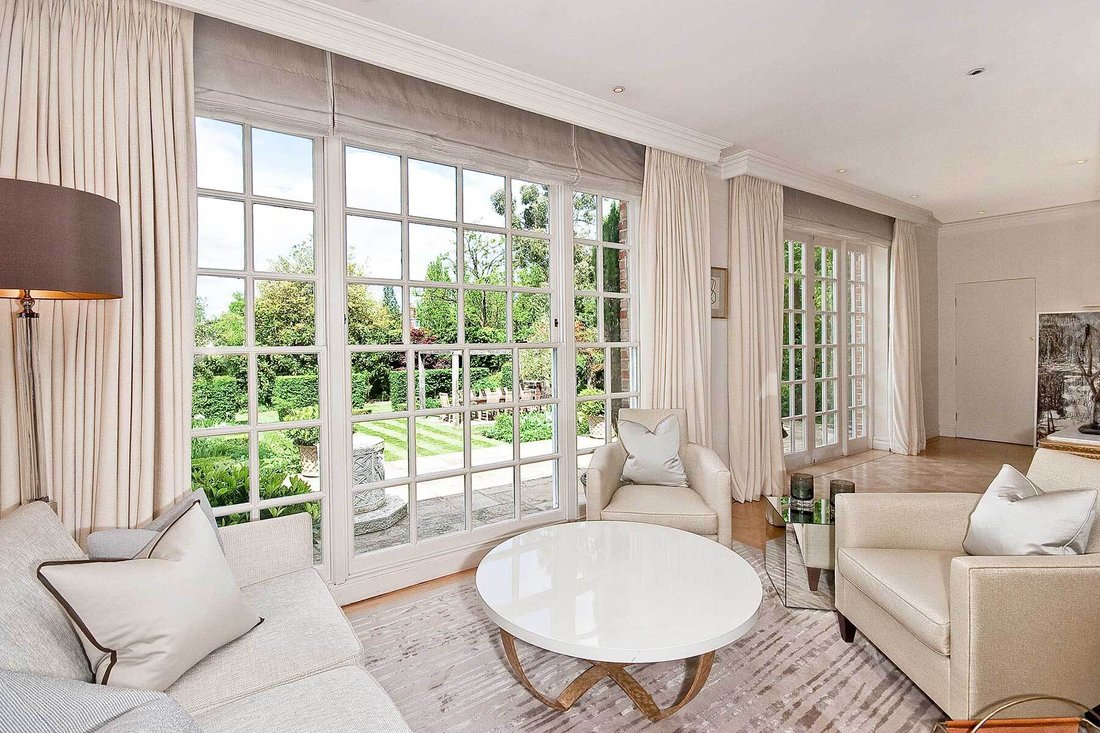 House in Barnet, England 4 - 18542118