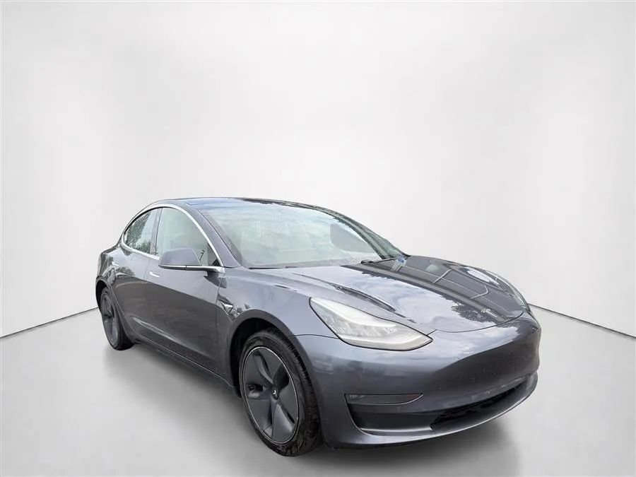 Sedan in Elmont, NY, United States 3 - 18544471