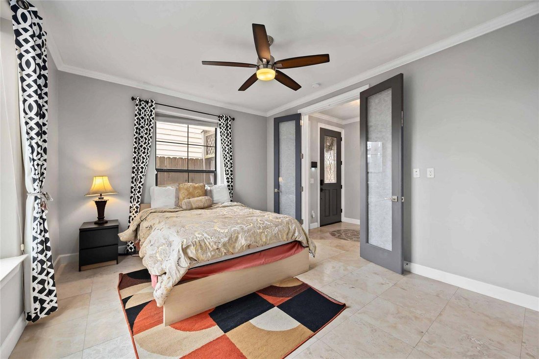 Townhouse in Houston, Texas, United States 5 - 18540317