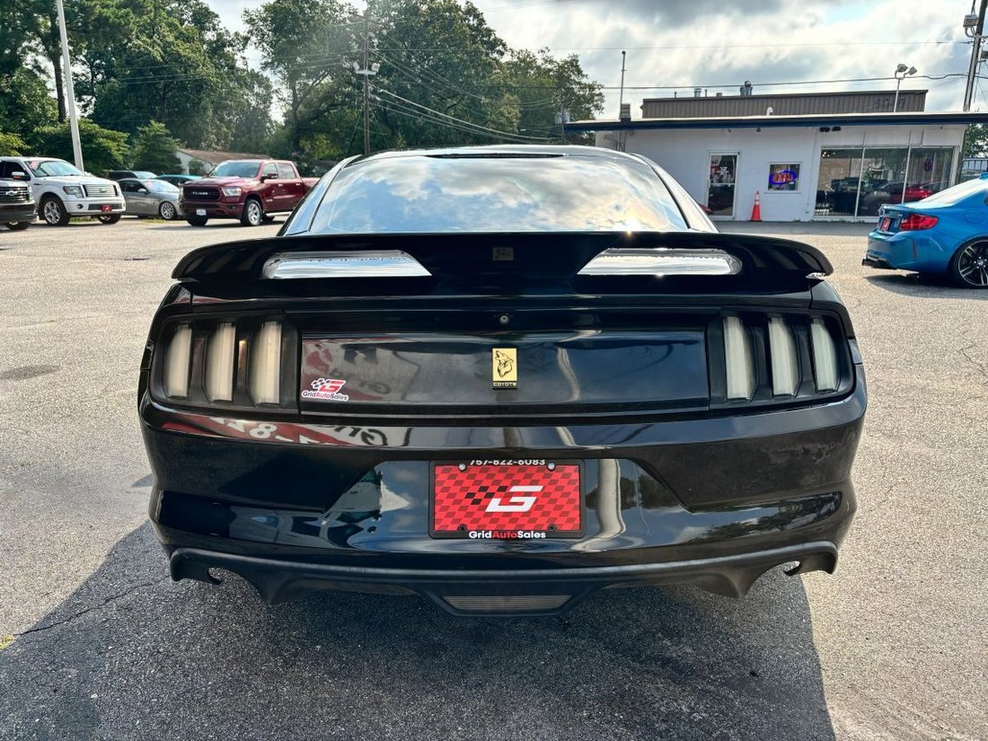 Coupe in Virginia Beach, VA, United States 4 - 18544331
