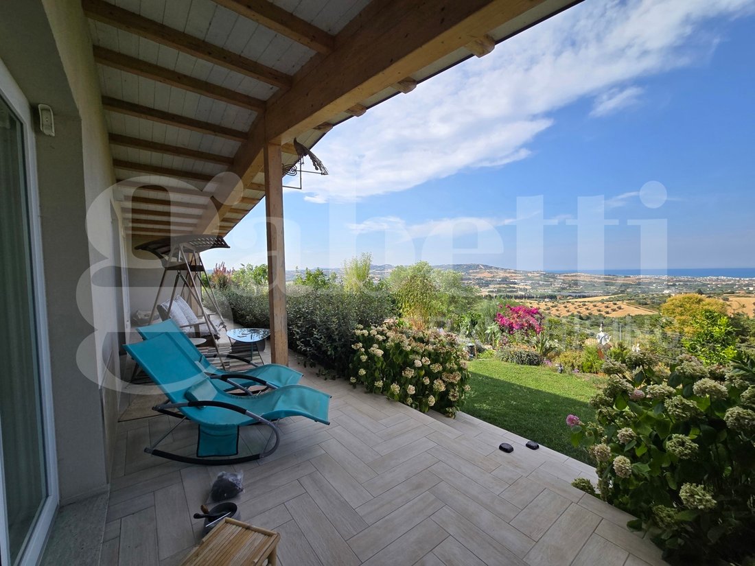 Villa in Tortoreto, Abruzzen, Italien 1 - 18542243