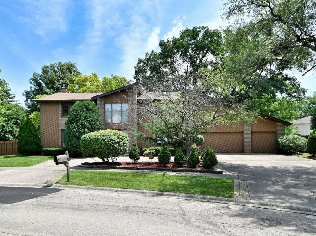 House in Northbrook, Illinois, United States 2 - 18543028
