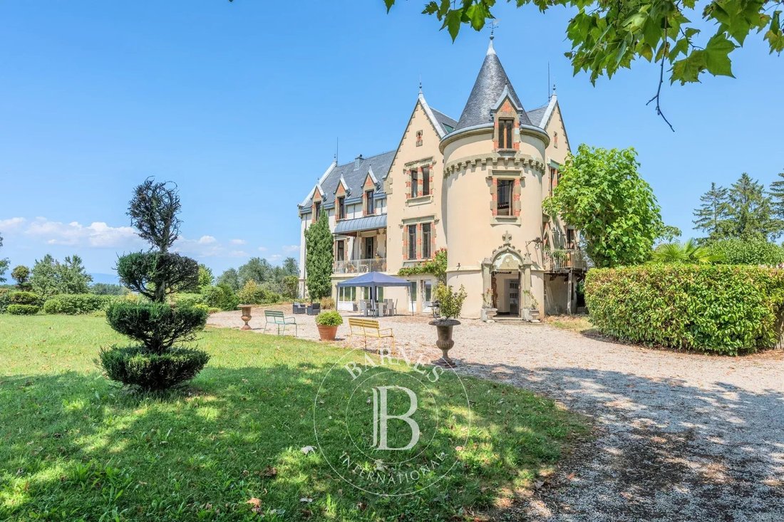Castle in Allinges, Auvergne-Rhône-Alpes, France 1 - 18541256