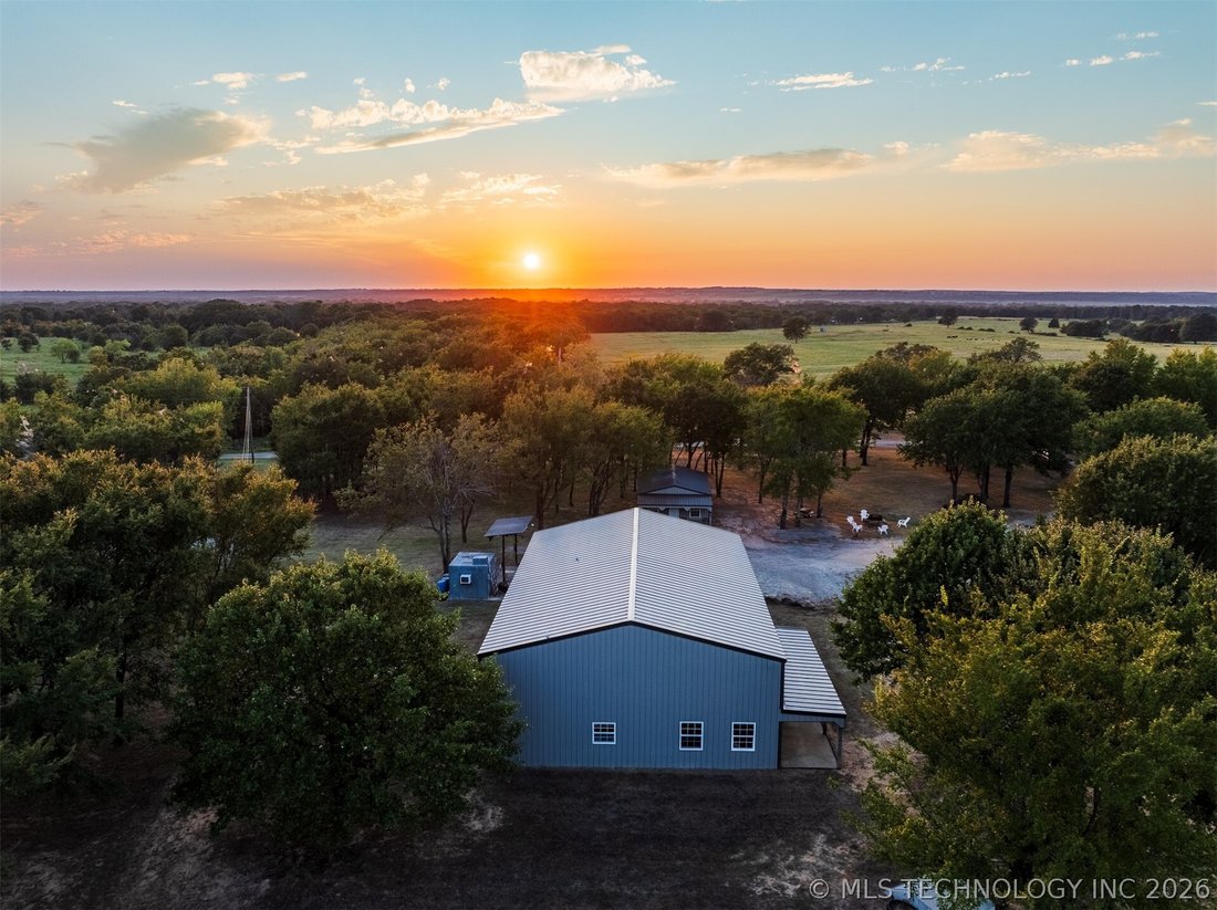 House in Okemah, Oklahoma, United States 3 - 18539792