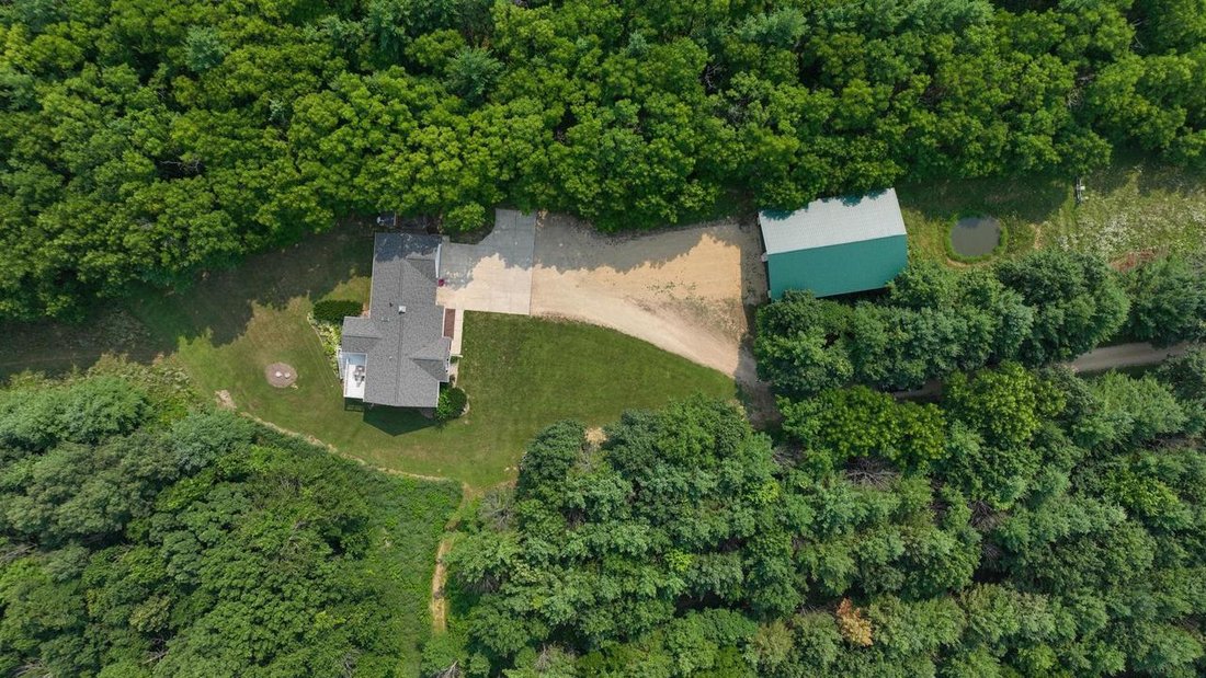 House in Cazenovia, Wisconsin, United States 2 - 18542145