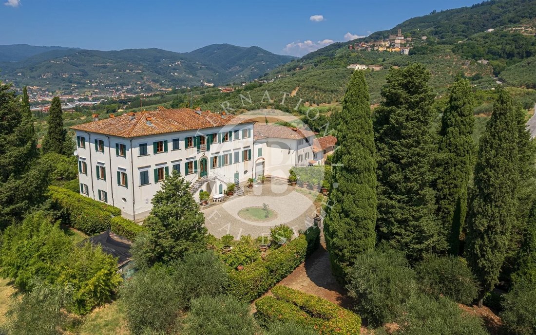 Villa à Uzzano, Toscane, Italie 2 - 18541188