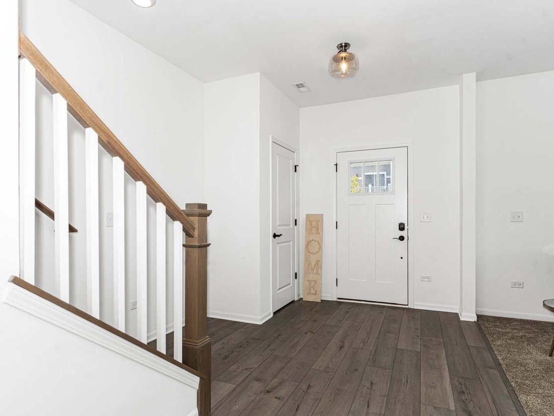 Townhouse in Lisle, Illinois, United States 5 - 18540363
