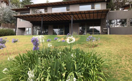 Casa a Valle de Bravo, Stato del Messico, Messico 1