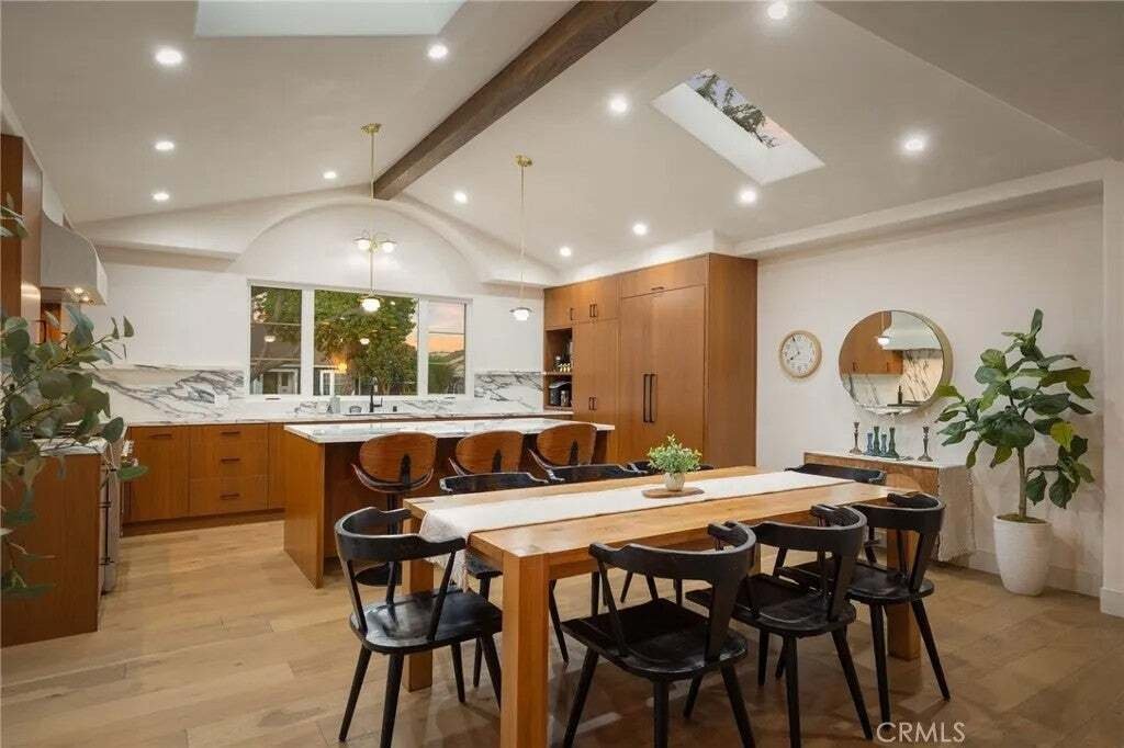 House in Signal Hill, California, United States 3 - 18540453