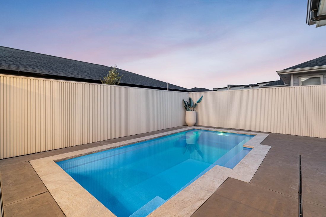 House in Wainui, Auckland, New Zealand 2 - 18544690