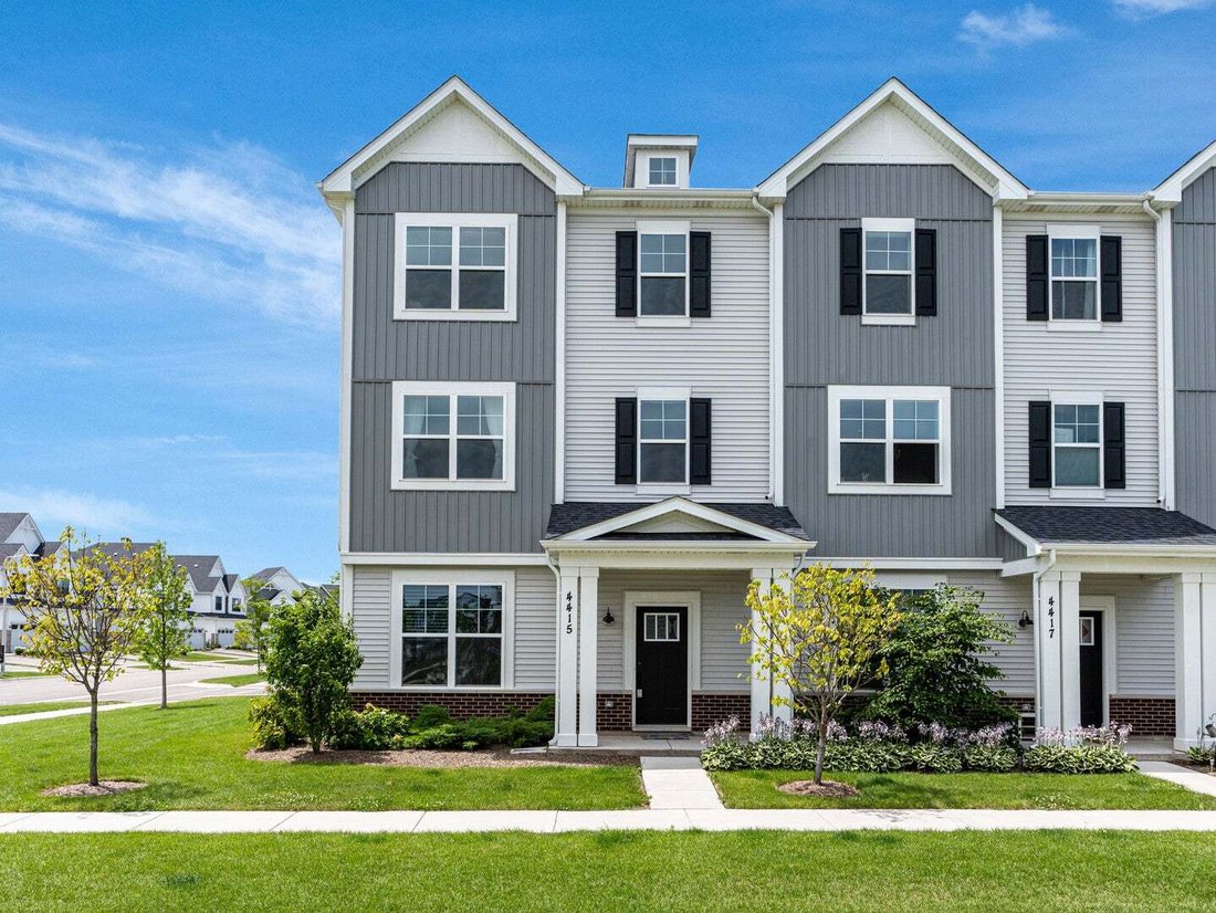 Townhouse in Lisle, Illinois, United States 1 - 18540363